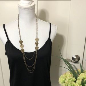 NWOT Worn Gold Tone Arrows Necklace